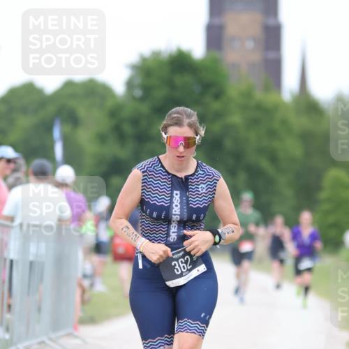 22.06.2025 - Viking Triathlon H.Heesch http://msf.ph/oto/8099548 22.06.2025 15:38:52 Laufen 70, 362 meine-sportfotos.de