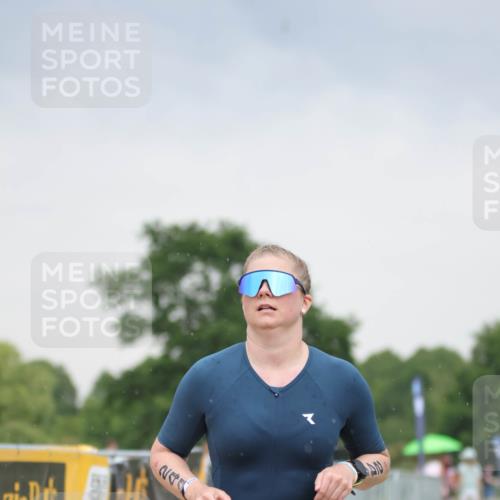 22.06.2025 - Viking Triathlon H.Heesch http://msf.ph/oto/8099572 22.06.2025 16:36:08 Laufen 244 meine-sportfotos.de