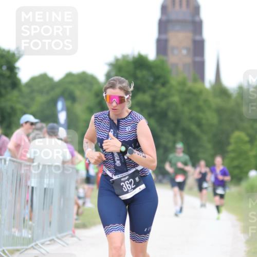 22.06.2025 - Viking Triathlon H.Heesch http://msf.ph/oto/8099576 22.06.2025 15:38:53 Laufen 70, 362 meine-sportfotos.de