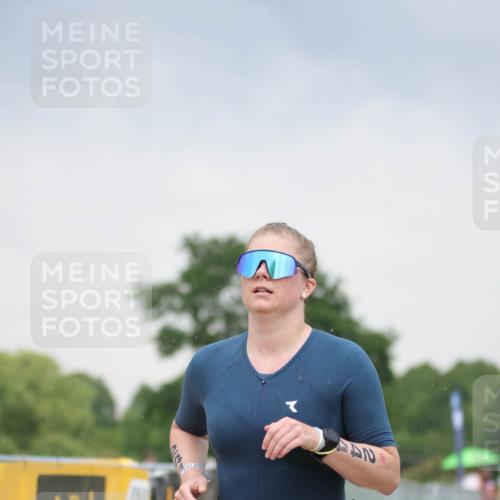 22.06.2025 - Viking Triathlon H.Heesch http://msf.ph/oto/8099585 22.06.2025 16:36:08 Laufen 244 meine-sportfotos.de