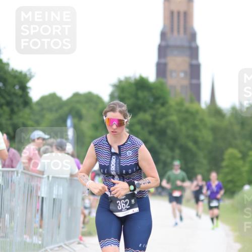 22.06.2025 - Viking Triathlon H.Heesch http://msf.ph/oto/8099586 22.06.2025 15:38:53 Laufen 70, 362 meine-sportfotos.de