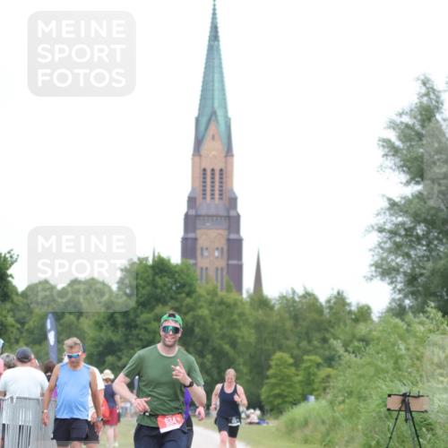 22.06.2025 - Viking Triathlon H.Heesch http://msf.ph/oto/8099648 22.06.2025 15:39:02 Laufen 243, 634 meine-sportfotos.de