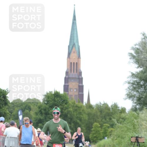 22.06.2025 - Viking Triathlon H.Heesch http://msf.ph/oto/8099666 22.06.2025 15:39:02 Laufen 243, 634 meine-sportfotos.de