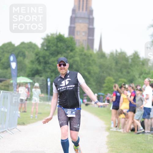 22.06.2025 - Viking Triathlon H.Heesch http://msf.ph/oto/8099682 22.06.2025 16:36:23 Laufen 48, 160 meine-sportfotos.de