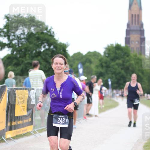 22.06.2025 - Viking Triathlon H.Heesch http://msf.ph/oto/8099725 22.06.2025 15:39:06 Laufen 243, 475, 634 meine-sportfotos.de