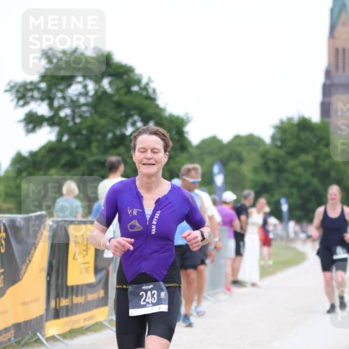 22.06.2025 - Viking Triathlon H.Heesch http://msf.ph/oto/8099748 22.06.2025 15:39:07 Laufen 243, 475, 634 meine-sportfotos.de