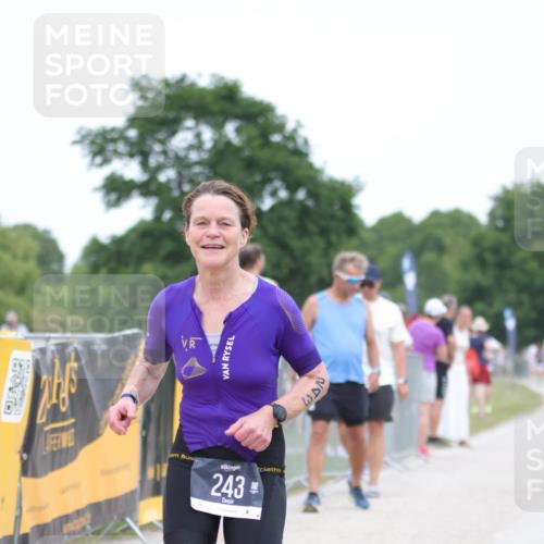 22.06.2025 - Viking Triathlon H.Heesch http://msf.ph/oto/8099779 22.06.2025 15:39:07 Laufen 243, 475, 634 meine-sportfotos.de