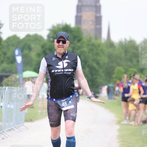 22.06.2025 - Viking Triathlon H.Heesch http://msf.ph/oto/8099788 22.06.2025 16:36:24 Laufen 48, 160 meine-sportfotos.de