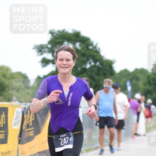 22.06.2025 - Viking Triathlon H.Heesch http://msf.ph/oto/8099790 22.06.2025 15:39:07 Laufen 243, 475, 634 meine-sportfotos.de