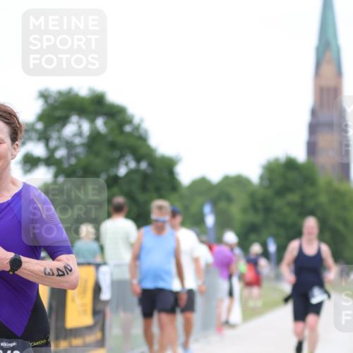22.06.2025 - Viking Triathlon H.Heesch http://msf.ph/oto/8099813 22.06.2025 15:39:08 Laufen 243, 475, 634 meine-sportfotos.de