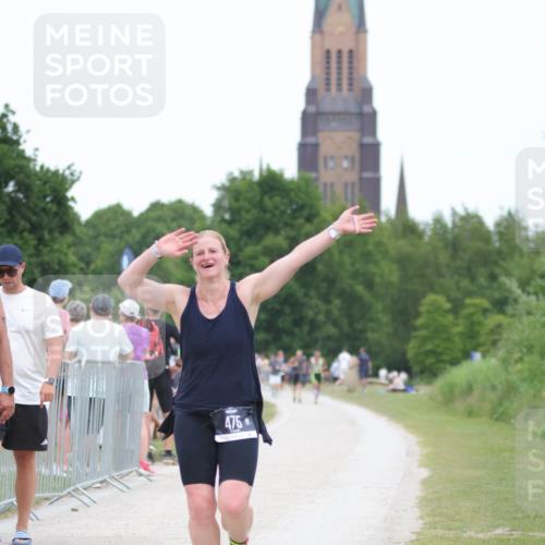 22.06.2025 - Viking Triathlon H.Heesch http://msf.ph/oto/8099839 22.06.2025 15:39:10 Laufen 243, 475 meine-sportfotos.de