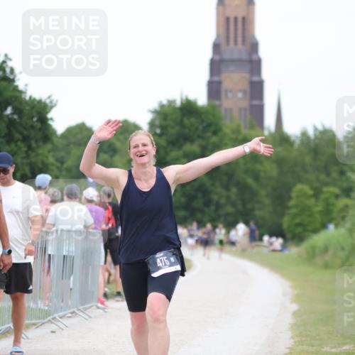 22.06.2025 - Viking Triathlon H.Heesch http://msf.ph/oto/8099846 22.06.2025 15:39:10 Laufen 243, 475 meine-sportfotos.de