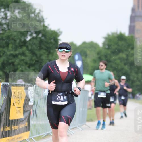 22.06.2025 - Viking Triathlon H.Heesch http://msf.ph/oto/8099900 22.06.2025 16:36:34 Laufen 240, 267, 305 meine-sportfotos.de