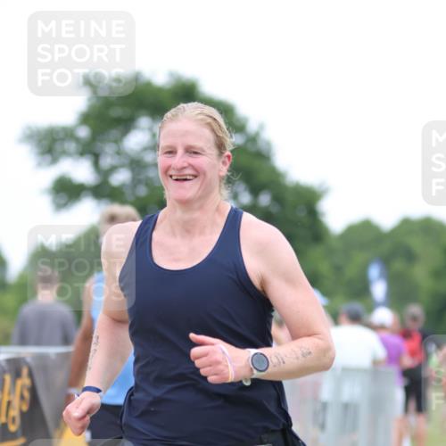 22.06.2025 - Viking Triathlon H.Heesch http://msf.ph/oto/8099916 22.06.2025 15:39:12 Laufen 243, 475 meine-sportfotos.de