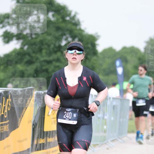 22.06.2025 - Viking Triathlon H.Heesch http://msf.ph/oto/8099951 22.06.2025 16:36:34 Laufen 240, 267, 305 meine-sportfotos.de