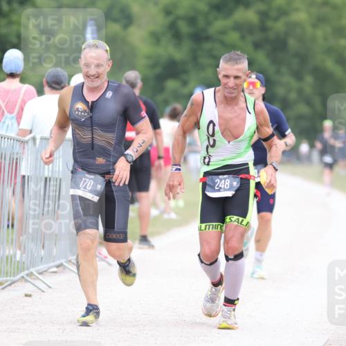 22.06.2025 - Viking Triathlon H.Heesch http://msf.ph/oto/8099972 22.06.2025 15:39:37 Laufen 170, 180, 248 meine-sportfotos.de