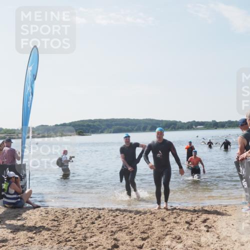 22.06.2025 - Viking Triathlon MichiJ http://msf.ph/oto/8099989 22.06.2025 10:44:25 Schwimmen 103, 130, 205, 219, 439 meine-sportfotos.de