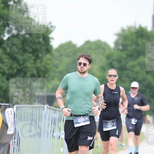22.06.2025 - Viking Triathlon H.Heesch http://msf.ph/oto/8100013 22.06.2025 16:36:37 Laufen 240, 267, 305 meine-sportfotos.de