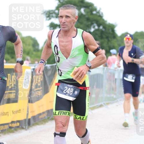 22.06.2025 - Viking Triathlon H.Heesch http://msf.ph/oto/8100055 22.06.2025 15:39:41 Laufen 31, 170, 180, 248 meine-sportfotos.de