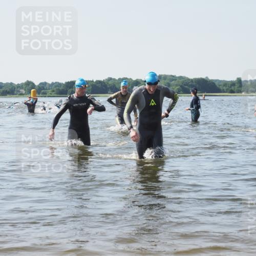 22.06.2025 - Viking Triathlon KatJ http://msf.ph/oto/8100092 22.06.2025 10:33:01 Schwimmen 91, 113, 287, 399 meine-sportfotos.de