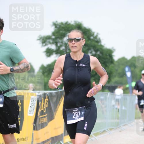 22.06.2025 - Viking Triathlon H.Heesch http://msf.ph/oto/8100109 22.06.2025 16:36:41 Laufen 69, 267, 305 meine-sportfotos.de