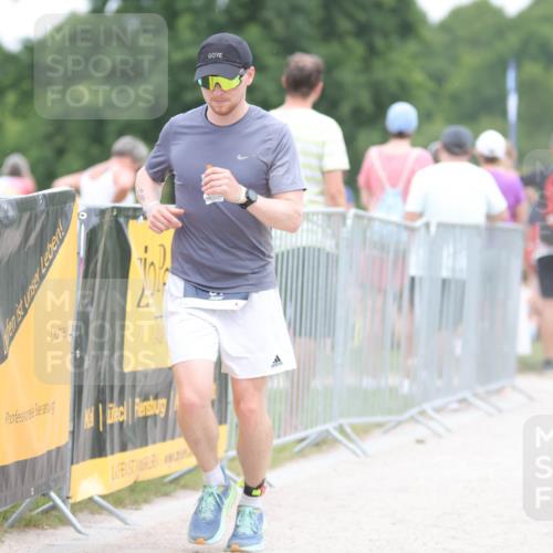 22.06.2025 - Viking Triathlon H.Heesch http://msf.ph/oto/8100117 22.06.2025 15:39:45 Laufen 31, 170, 180, 248 meine-sportfotos.de