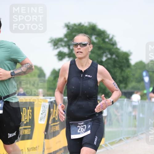22.06.2025 - Viking Triathlon H.Heesch http://msf.ph/oto/8100121 22.06.2025 16:36:41 Laufen 69, 267, 305 meine-sportfotos.de