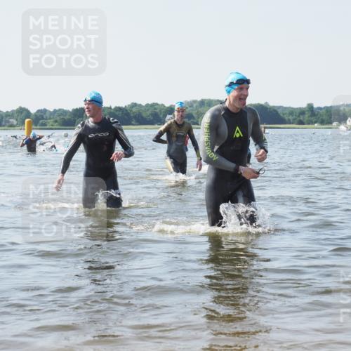 22.06.2025 - Viking Triathlon KatJ http://msf.ph/oto/8100132 22.06.2025 10:33:02 Schwimmen 91, 113, 287, 399 meine-sportfotos.de