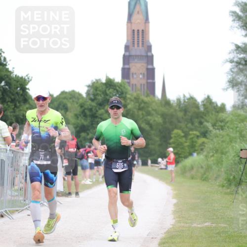 22.06.2025 - Viking Triathlon H.Heesch http://msf.ph/oto/8100135 22.06.2025 15:41:14 Laufen 71, 505 meine-sportfotos.de