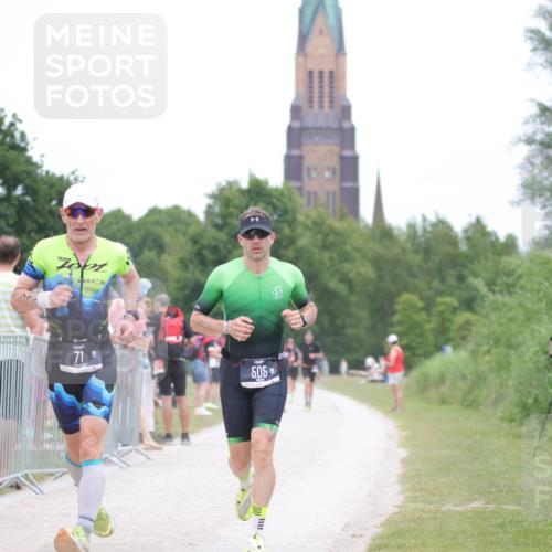 22.06.2025 - Viking Triathlon H.Heesch http://msf.ph/oto/8100166 22.06.2025 15:41:14 Laufen 71, 505 meine-sportfotos.de