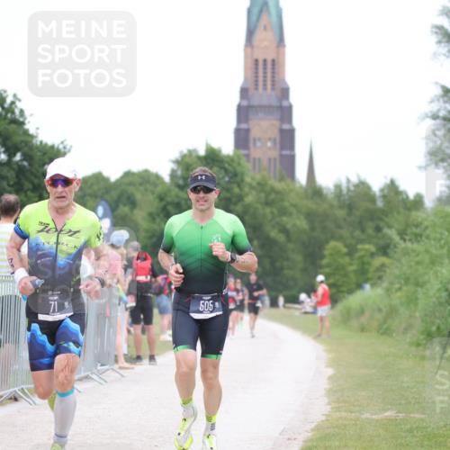 22.06.2025 - Viking Triathlon H.Heesch http://msf.ph/oto/8100179 22.06.2025 15:41:14 Laufen 71, 505 meine-sportfotos.de