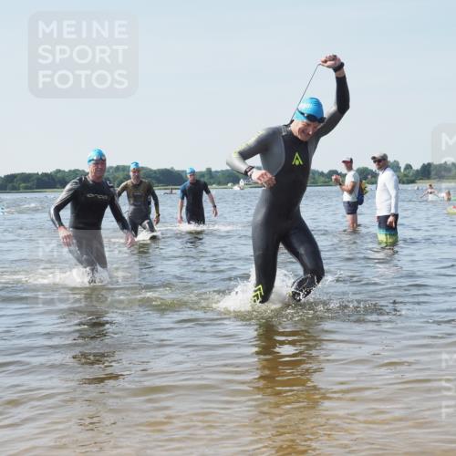 22.06.2025 - Viking Triathlon KatJ http://msf.ph/oto/8100192 22.06.2025 10:33:04 Schwimmen 91, 113, 287, 399 meine-sportfotos.de