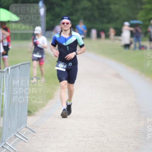 22.06.2025 - Viking Triathlon H.Heesch http://msf.ph/oto/8100196 22.06.2025 16:37:58 Laufen  meine-sportfotos.de
