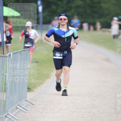22.06.2025 - Viking Triathlon H.Heesch http://msf.ph/oto/8100227 22.06.2025 16:37:59 Laufen  meine-sportfotos.de