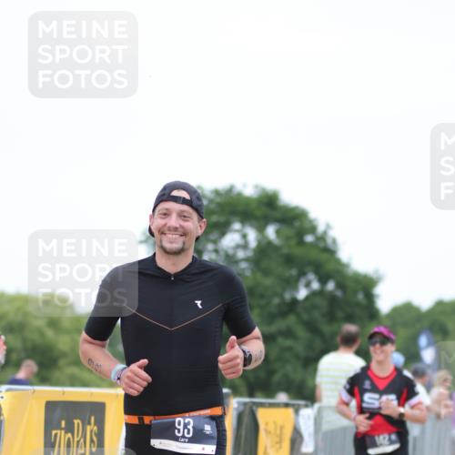 22.06.2025 - Viking Triathlon H.Heesch http://msf.ph/oto/8100255 22.06.2025 15:41:31 Laufen 93, 142 meine-sportfotos.de