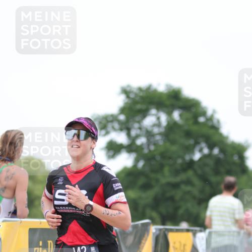 22.06.2025 - Viking Triathlon H.Heesch http://msf.ph/oto/8100318 22.06.2025 15:41:33 Laufen 93, 142 meine-sportfotos.de