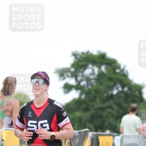 22.06.2025 - Viking Triathlon H.Heesch http://msf.ph/oto/8100327 22.06.2025 15:41:33 Laufen 93, 142 meine-sportfotos.de