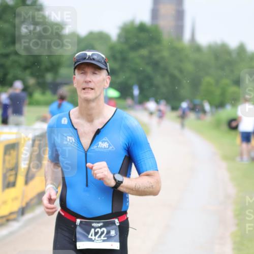 22.06.2025 - Viking Triathlon H.Heesch http://msf.ph/oto/8100358 22.06.2025 16:38:39 Laufen 422 meine-sportfotos.de