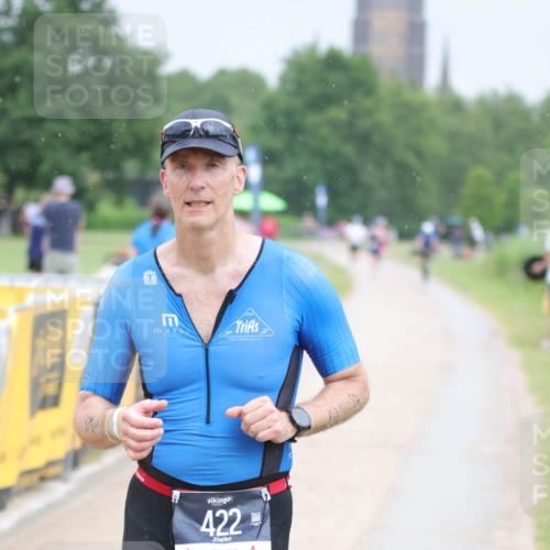 22.06.2025 - Viking Triathlon H.Heesch http://msf.ph/oto/8100370 22.06.2025 16:38:39 Laufen 422 meine-sportfotos.de