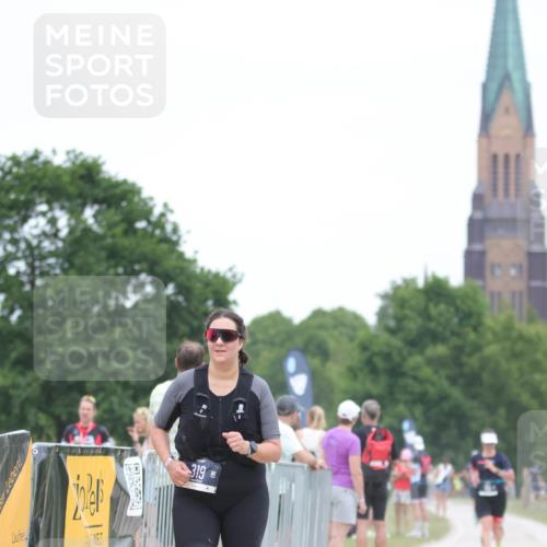 22.06.2025 - Viking Triathlon H.Heesch http://msf.ph/oto/8100427 22.06.2025 15:41:40 Laufen 319 meine-sportfotos.de
