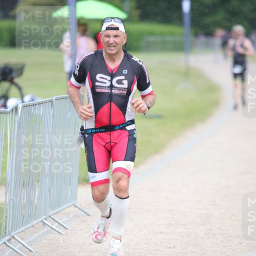 22.06.2025 - Viking Triathlon H.Heesch http://msf.ph/oto/8100441 22.06.2025 16:39:01 Laufen 140, 156 meine-sportfotos.de