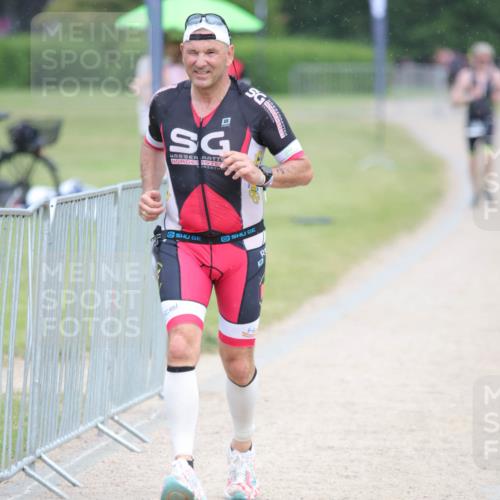 22.06.2025 - Viking Triathlon H.Heesch http://msf.ph/oto/8100459 22.06.2025 16:39:01 Laufen 140, 156 meine-sportfotos.de