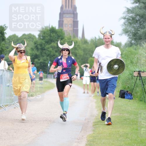 22.06.2025 - Viking Triathlon H.Heesch http://msf.ph/oto/8100510 22.06.2025 16:40:37 Laufen 649 meine-sportfotos.de