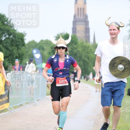 22.06.2025 - Viking Triathlon H.Heesch http://msf.ph/oto/8100549 22.06.2025 16:40:39 Laufen 649 meine-sportfotos.de