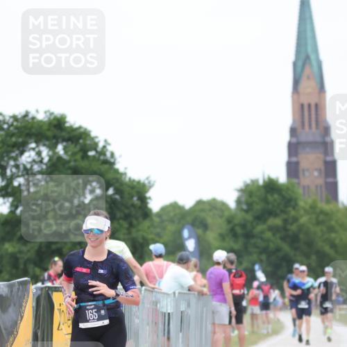 22.06.2025 - Viking Triathlon H.Heesch http://msf.ph/oto/8100551 22.06.2025 15:41:48 Laufen 165 meine-sportfotos.de