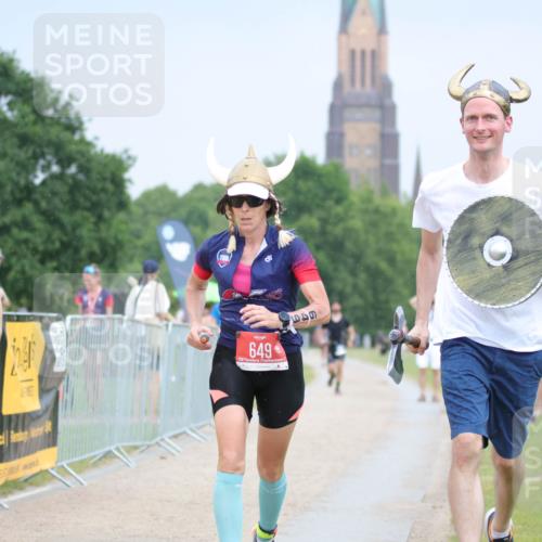 22.06.2025 - Viking Triathlon H.Heesch http://msf.ph/oto/8100569 22.06.2025 16:40:39 Laufen 649 meine-sportfotos.de