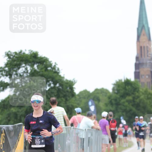 22.06.2025 - Viking Triathlon H.Heesch http://msf.ph/oto/8100589 22.06.2025 15:41:49 Laufen 165 meine-sportfotos.de