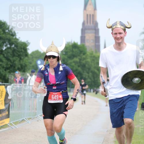 22.06.2025 - Viking Triathlon H.Heesch http://msf.ph/oto/8100591 22.06.2025 16:40:39 Laufen 649 meine-sportfotos.de