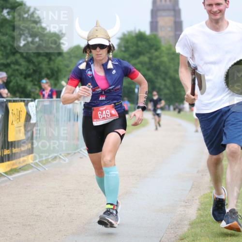 22.06.2025 - Viking Triathlon H.Heesch http://msf.ph/oto/8100597 22.06.2025 16:40:39 Laufen 649 meine-sportfotos.de