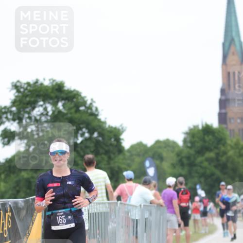 22.06.2025 - Viking Triathlon H.Heesch http://msf.ph/oto/8100601 22.06.2025 15:41:49 Laufen 165 meine-sportfotos.de